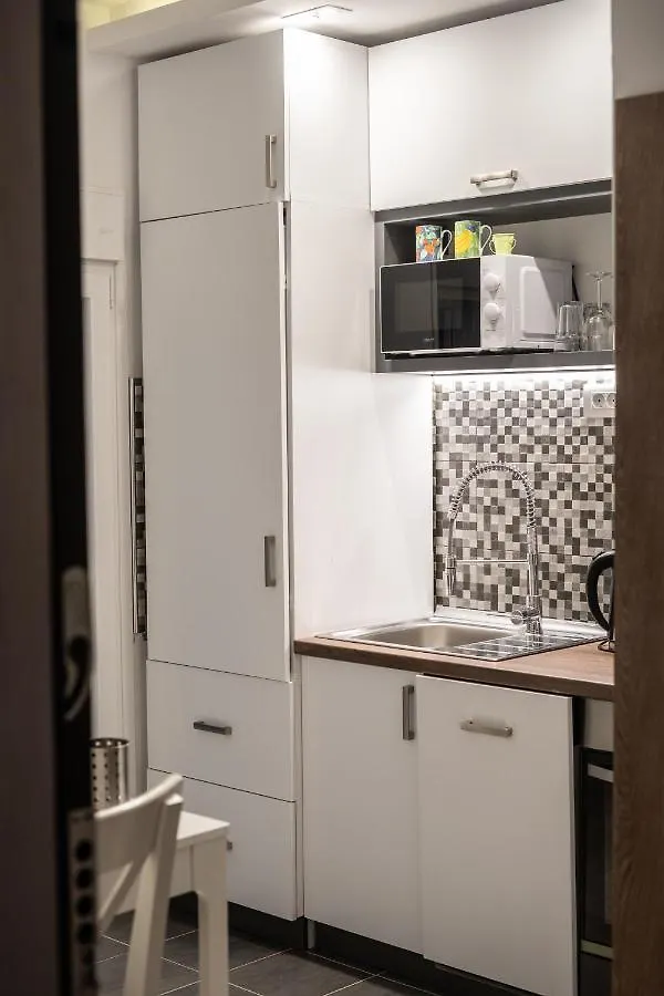 West Walls Apartments سالونيك