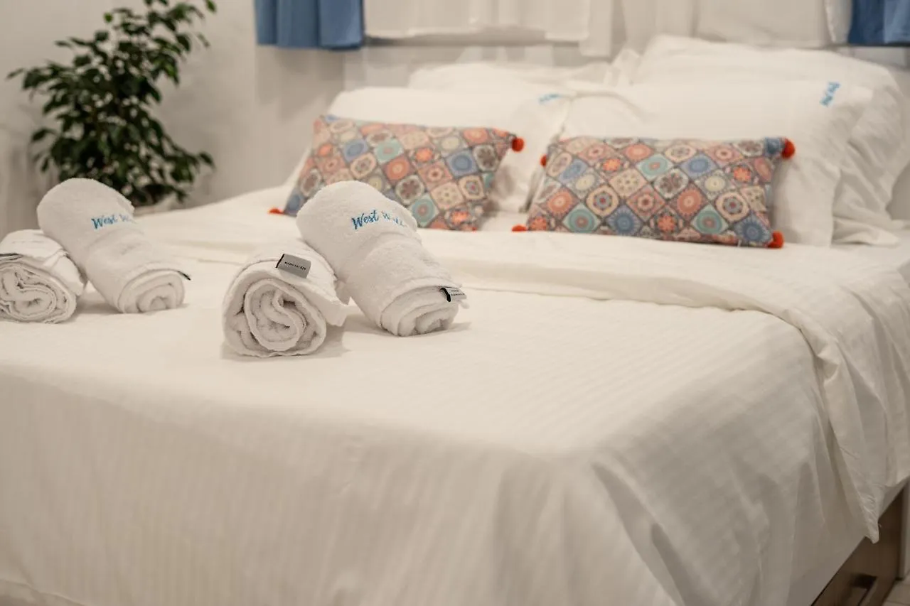 West Walls Apartments سالونيك